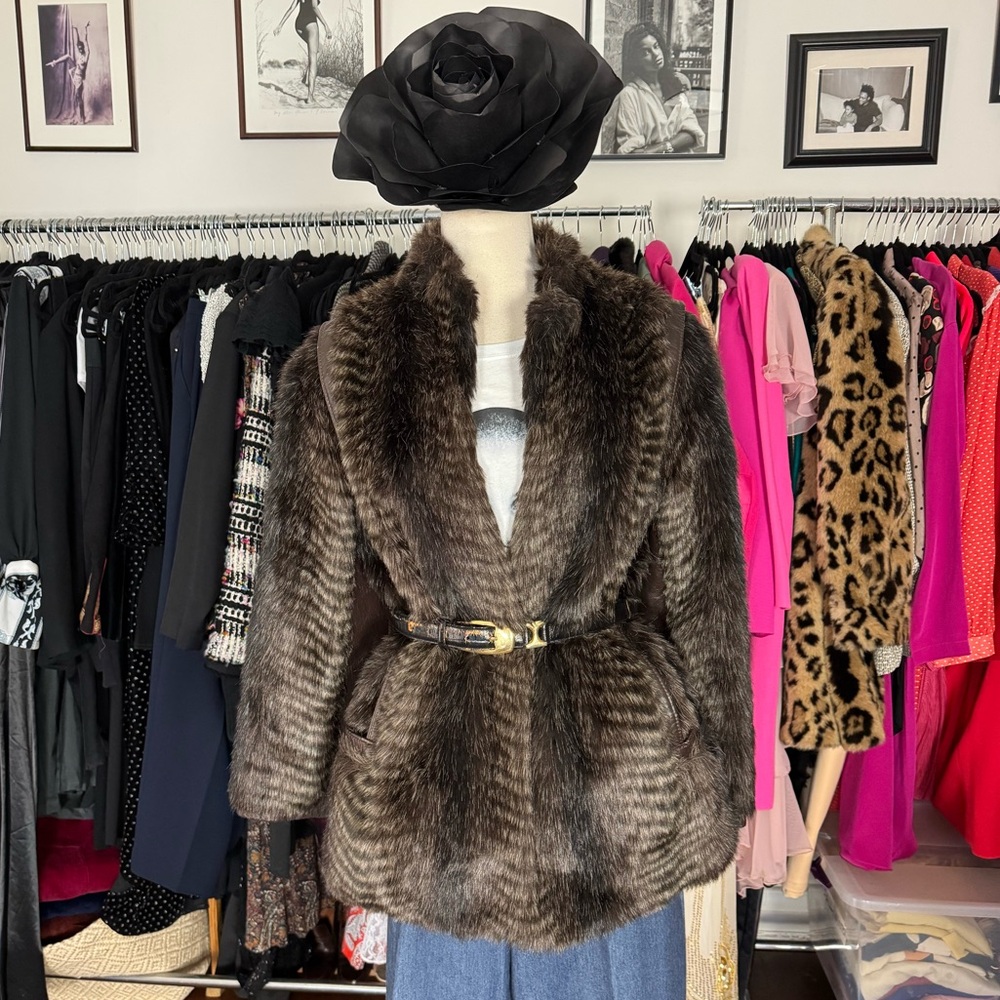 Vintage Lilli Ann San Francisco / Vintage Simulated Fur/ Leather Trim